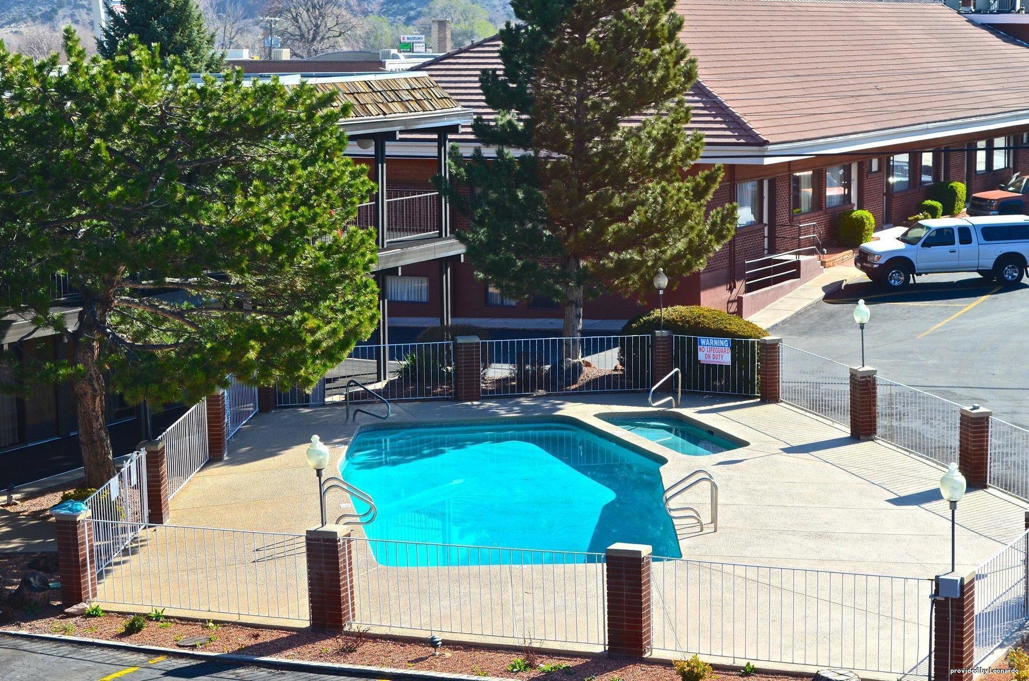 Baymont By Wyndham Cedar City Exterior foto